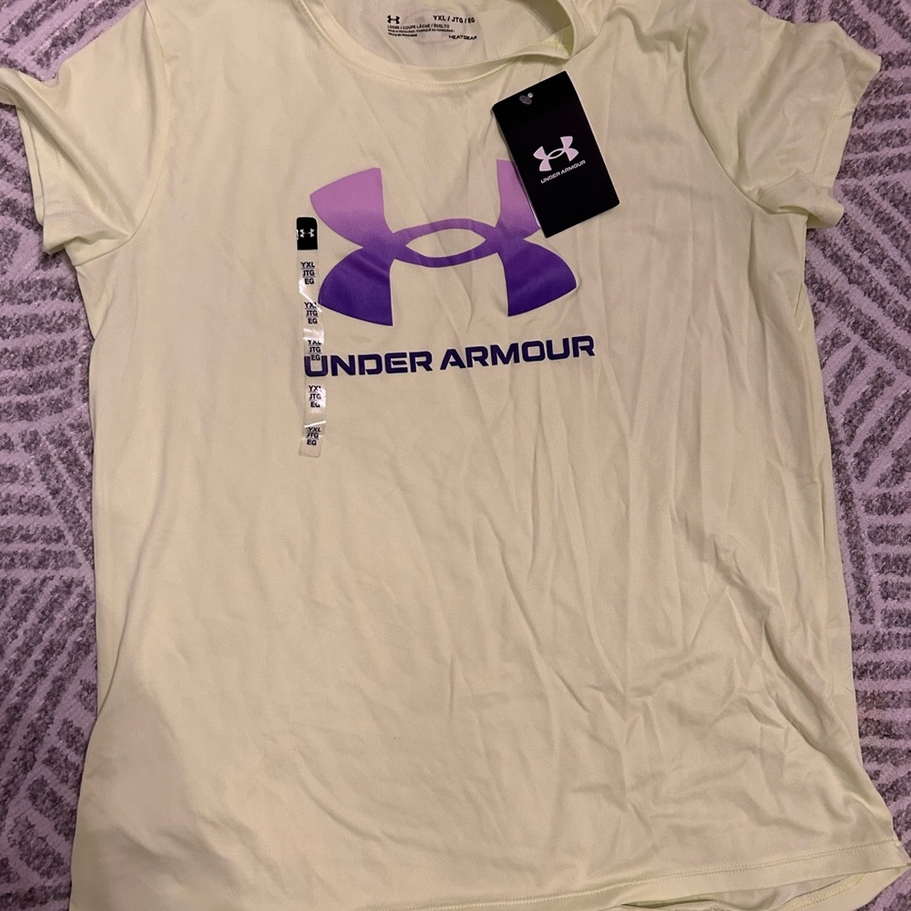 Under Armour Cream Polo Short Sleeve Fitted Tee